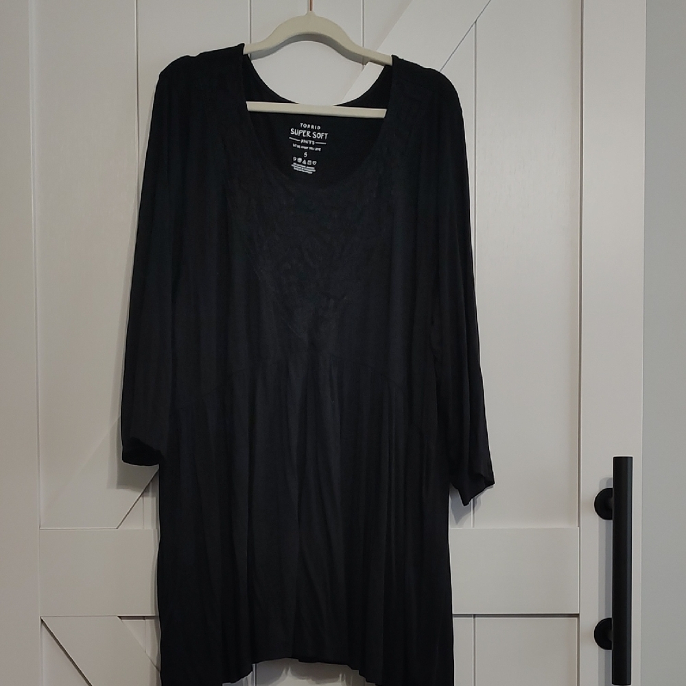 Torrid Black Relaxed Tunic Blouse